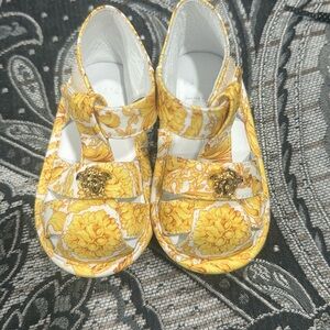 Veraace Baby Shoes Size 18